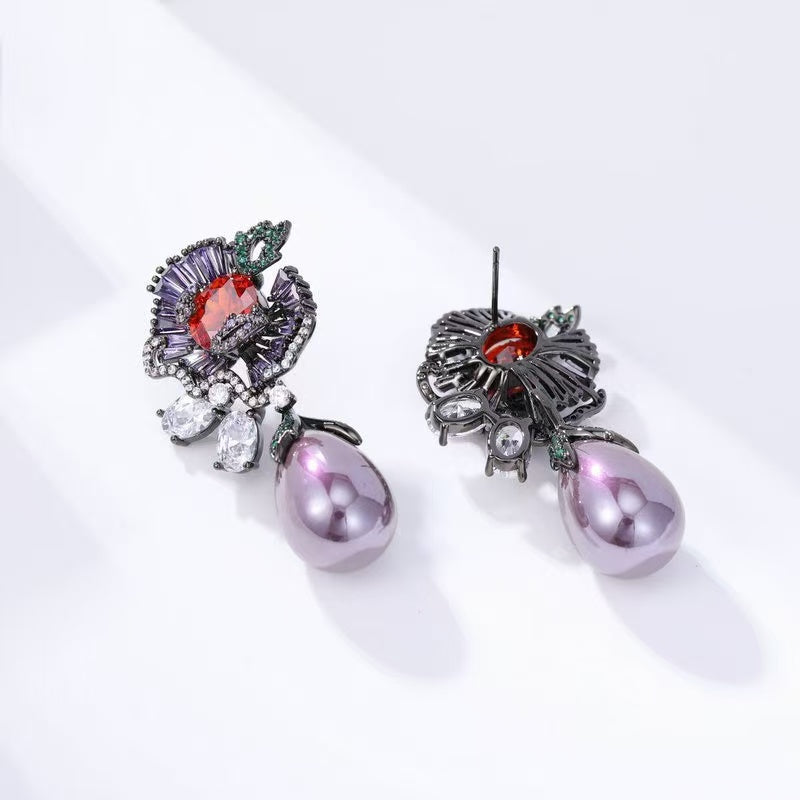 French Retro Luxury Pearl Flower Earrings with Zircon Inlay, S925 Silver Needle